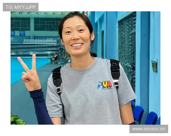 朱婷训练完还带娃，豪门生活也太讲究了吧这反差我服