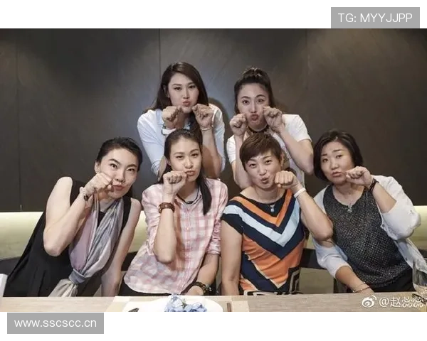 杨昊刚还在汗流浃背，出门坐那辆车我差点怀疑自己切错频道