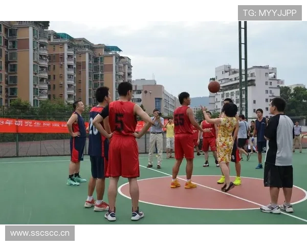 深度解读篮球赛场上的发球干扰规则定义与具体判罚尺度